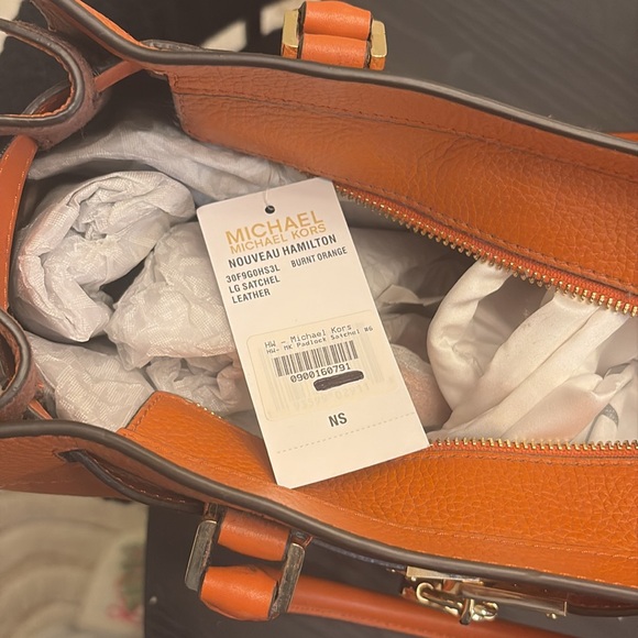 Michael Kors Nouveau Hamilton Large Burnt Orange Handbag NWT includes dust bag - Picture 5 of 5